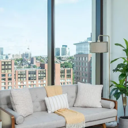 Back-bay 2br Penthouse W Roof And Gym Apartment Boston