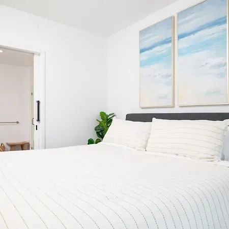Back-bay Upscale Penthouse W Roof-top * Boston
