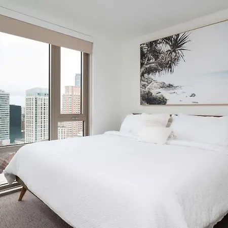 Holiday home Upscale Penthouse W Gym & Parking Near Mgh & Tufts Boston