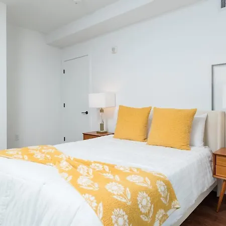 Back-bay Upscale Bos Common Downtown *