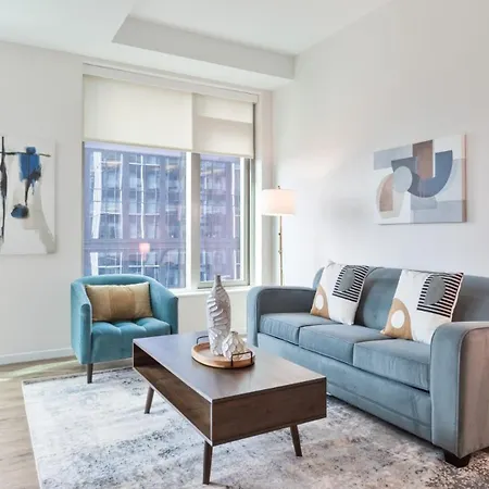 Luxury Downtown Seaport Apartment