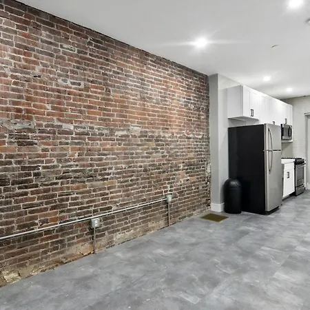 Convenient 538 Boston