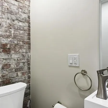 Convenient 538 Apartment