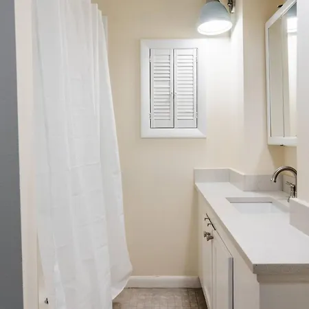 Apartment Functional 970 Boston