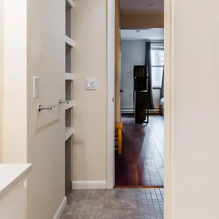 Apartment Functional 970