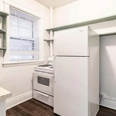 Modest 1337 Apartment Boston