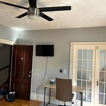 Homestay Near Downtown - Andrew Station Area Boston