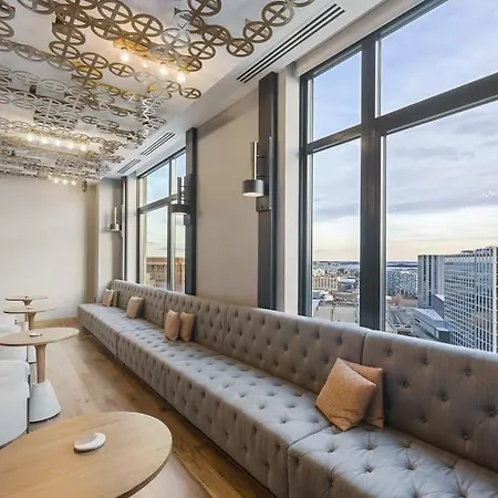 Apartment High-end 2br 2ba Unit In Seaport *