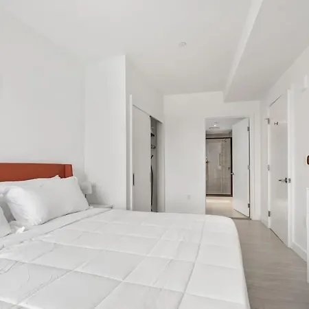 High-end 2br 2ba Unit In Seaport *
