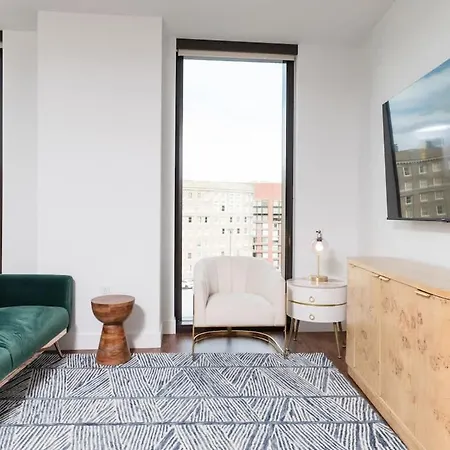 Back-bay 2br W Roof Gym Parking * Boston