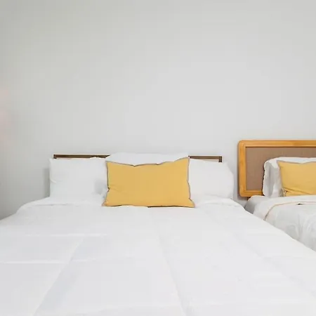 Back-bay 2br W Roof Gym Parking Boston