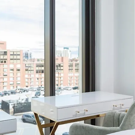 Back-bay 2br W Roof Gym Parking * Boston