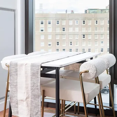 Back-bay 2br W Roof Gym Parking Boston