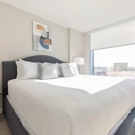 Luxury Downtown Seaport