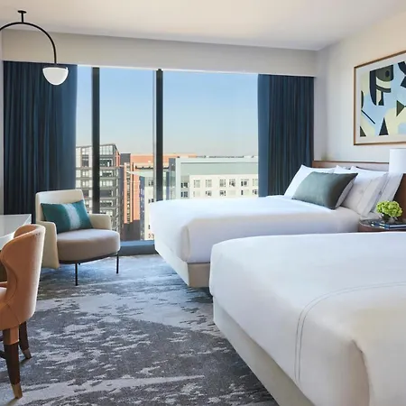 Omni At The Seaport 4* Boston