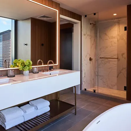 Omni At The Seaport Hotel 4*