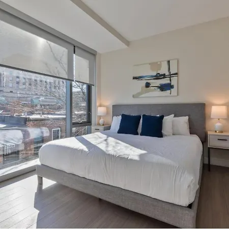 Luxury In Heart Of Back Bay Apartment Boston