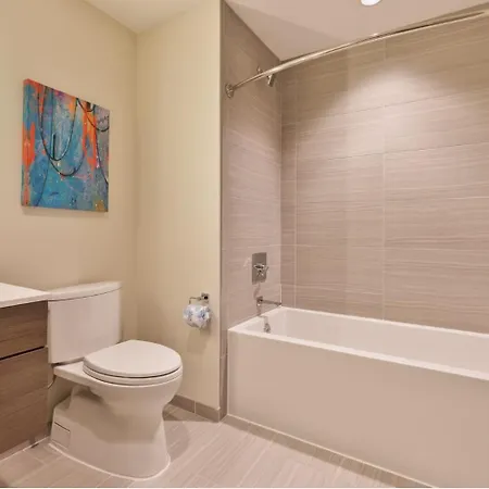 Spacious In Back Bay Apartment Boston