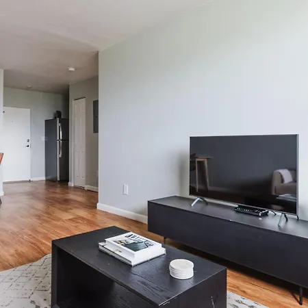 Blueground Longwood 2bd Bos-1111