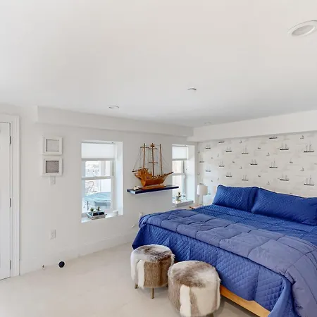 Harbor View Breeze Boston