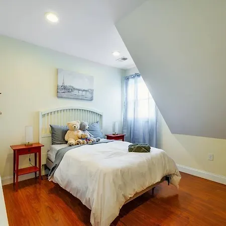 Apartment Free Parking Stocked Kitchen 10 Min *