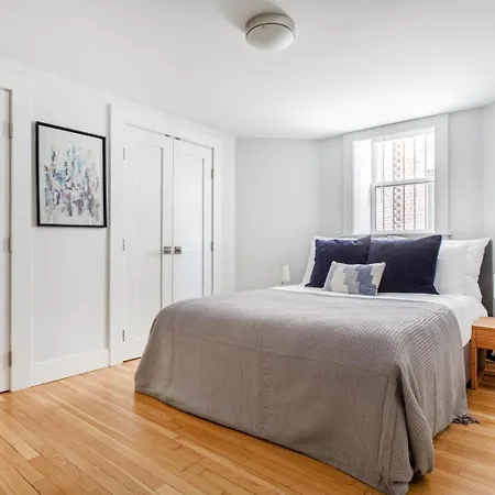 Brighton 2br W Wd By Restaurants Shops Bos-395 * Boston