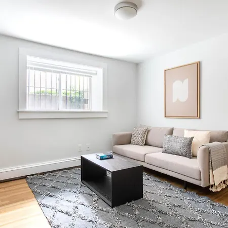 Brighton 2br W Wd By Restaurants Shops Bos-395
