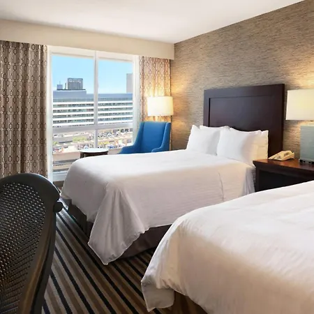 Hotel Wyndham Beacon Hill 4*