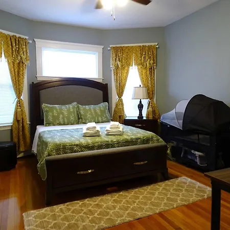 Apartment Comfortable 4 Bd Close To Everything