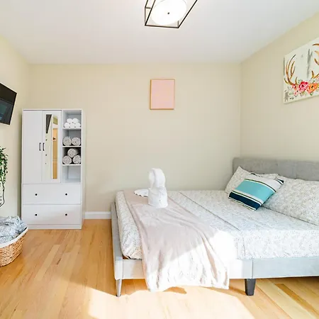 Sleek 3br - World Cup 2026 Escape - Near Franklin Park 60-3
