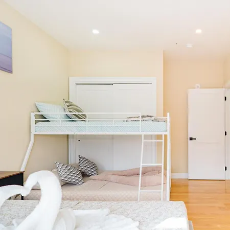Sleek 3br - World Cup 2026 Escape - Near Franklin Park 60-3 Boston