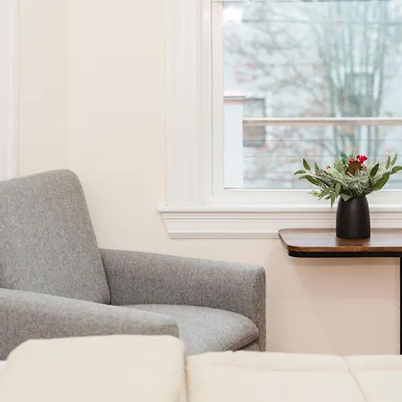 76-2 5br Cozy In Boston