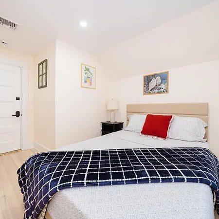 Apartment 76-2 5br Cozy In