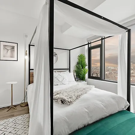 South End Luxury 2 Bedroom Apartment *