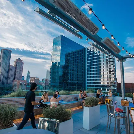Hotel Yotel 4*