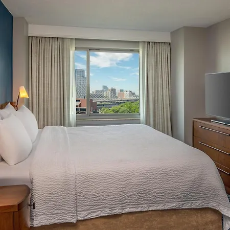 By Marriott Harbor On Tudor Wharf