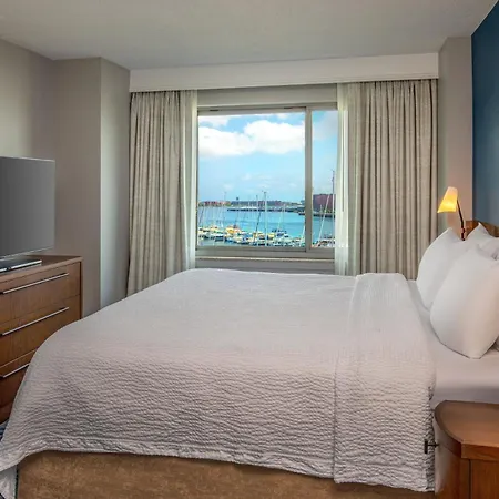 Hotel By Marriott Harbor On Tudor Wharf Boston