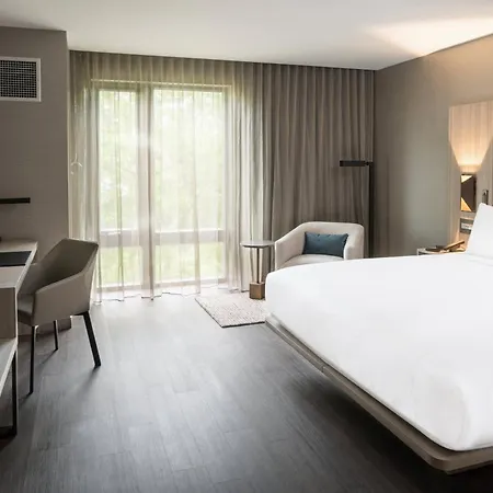 Ac By Marriott Cleveland Circle 4*