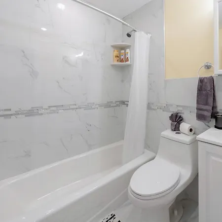 Apartment Family-Friendly 4Br Boston Stay Near Franklin Park, Free Parking, Near Mtba 233-3