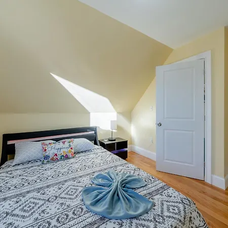 Family-Friendly 4Br Boston Stay Near Franklin Park, Free Parking, Near Mtba 233-3 Boston
