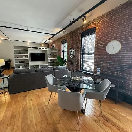 Apartment Sunny & Spacious Back Bay Boston
