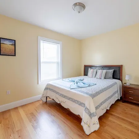 4Br Boston Apt - Pet Friendly & Free Parking, Near Mbta Station 2331 * Boston