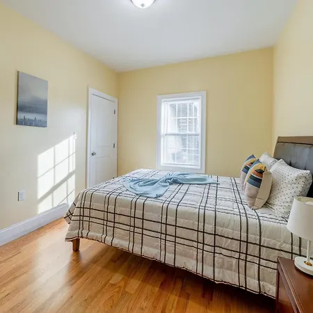 Apartment 4Br Boston Apt - Pet Friendly & Free Parking, Near Mbta Station 2331