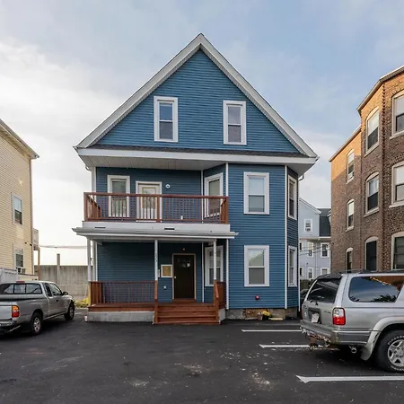 4Br Boston Apt - Pet Friendly & Free Parking, Near Mbta Station 2331 Apartment Boston