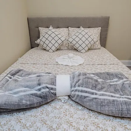 4br World Cup Base - Cozy & Modern - Near Franklin Park 60-1 Apartment