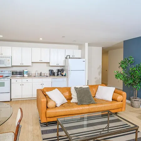 Furnished In Downtown Apartment *