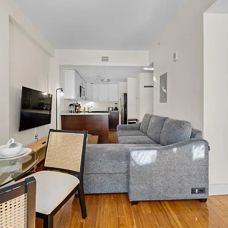 Apartment Furnished In Downtown
