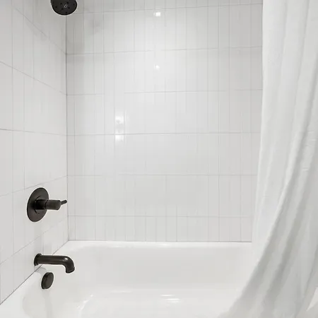 Luxury Furnished Near Logan Airport *