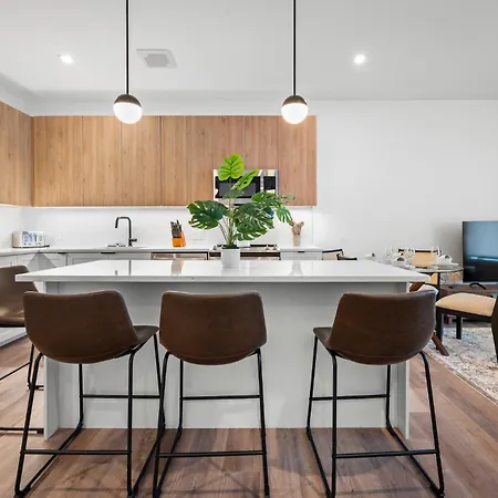Apartment Luxury Furnished Near Logan Airport