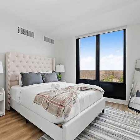 Apartment Furnished Luxury Next To Harvard Stadium *